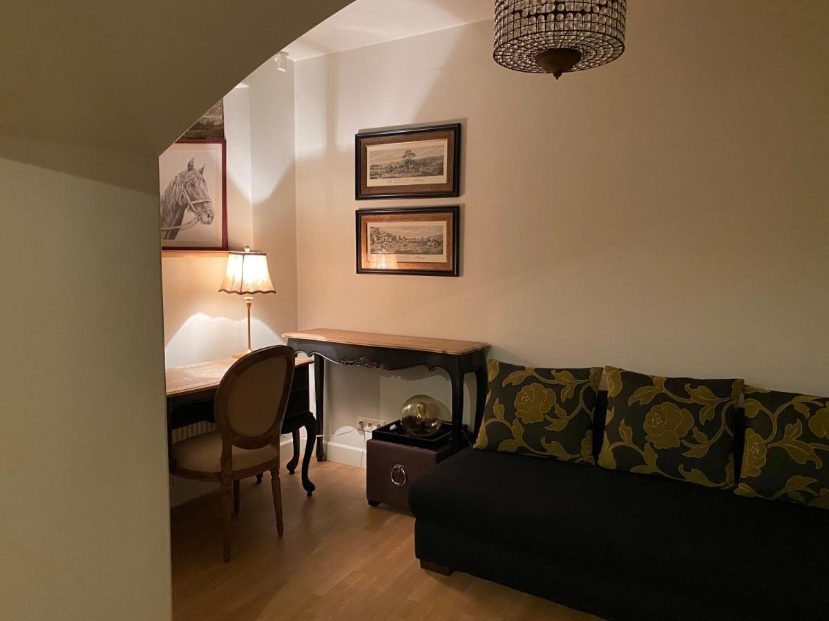 Exclusive Gaono Apartment In The Heart Of Old Town Vilnius Exterior photo