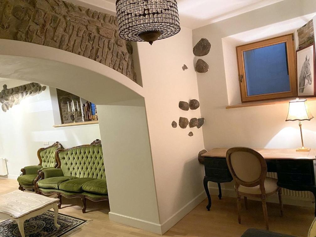 Exclusive Gaono Apartment In The Heart Of Old Town Vilnius Exterior photo